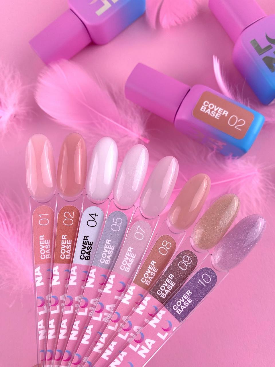 Cover base Lunamoon 04, 13 ml obrázek 2 Cover base Lunamoon 04, 13 ml - Obrázek 2