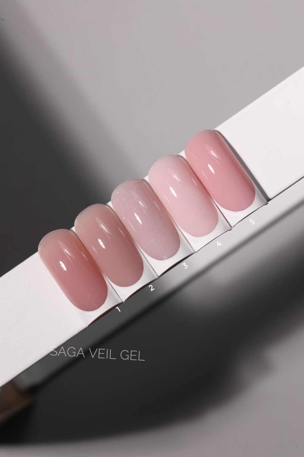 SAGA Professional Builder Gel Veil 03, 30 ml obrázek 2 SAGA Professional Builder Gel Veil 03, 30 ml - Зображення 2